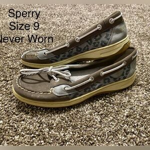 Sperry boat shoes